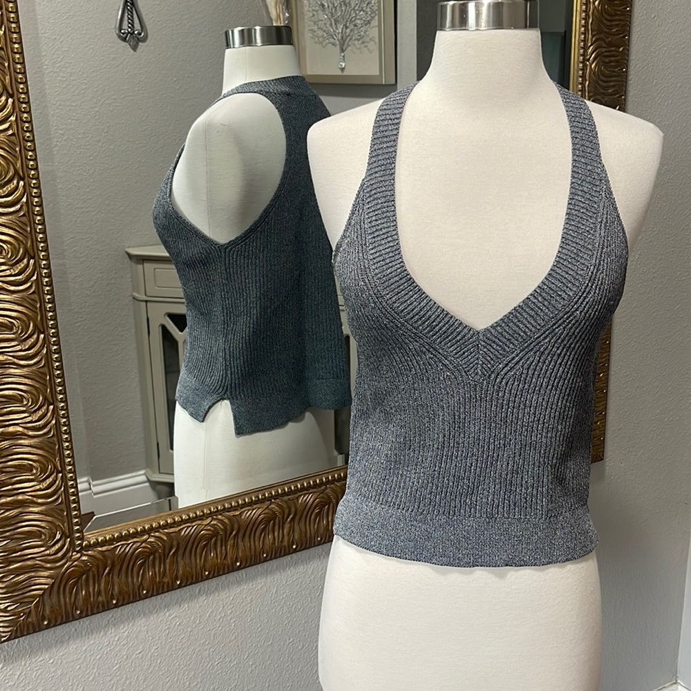 Astr The Label Heather Gray Ribbed V-Neck Tank Top